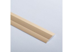 Vidaus apdailos prekės. Apdailos, sujungimo profiliai. Slenkstukai grindų sujungimui. Aliuminis slenkstukas 1,8 m mat.aukso spalvos 