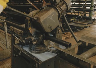 Metalo pjovimas ir ruošimas pagal matmenis – greitai ir tiksliai