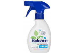 Švaros prekės. Skalbimo milteliai, skalbikliai, plovimo priemonės. Dėmių valiklis vaikų drabužiams Balance 250ml 