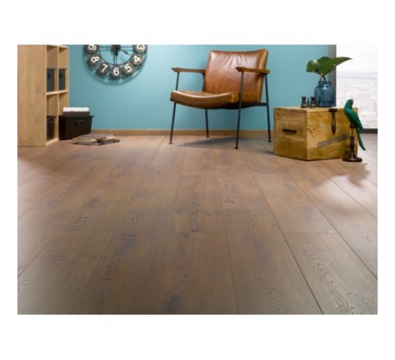 Vidaus apdailos prekės. Grindų dangos. Laminatas. 33 atsparumo klasės grindys. Laminuota grindų danga SOLID PLUS 528 12 mm 33 kl. 