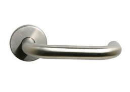Vidaus apdailos prekės. Durų furnitūra. Durų furnitūra. Rankenos. Rankena 1020 Inox nerūdijantis plienas 