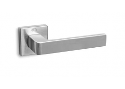 Vidaus apdailos prekės. Durys, jų dalys. Durų furnitūra. Rankenos. Rankena Convex matinis chromas 