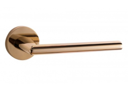 Vidaus apdailos prekės. Durys, jų dalys. Durų furnitūra. Rankenos. Rankena Cronus blizgus žalvaris 