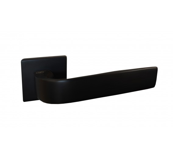 Vidaus apdailos prekės. Durys, jų dalys. Durų furnitūra. Rankenos. Rankena DENSO juoda