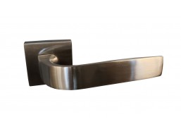 Vidaus apdailos prekės. Durys, jų dalys. Durų furnitūra. Rankenos. Rankena DENSO nikelis