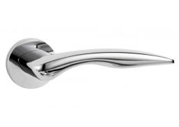 Vidaus apdailos prekės. Durys, jų dalys. Durų furnitūra. Rankenos. Rankena Flying Fish Legend blizgus chromas 