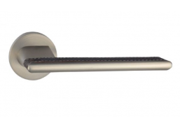 Vidaus apdailos prekės. Durys, jų dalys. Durų furnitūra. Rankenos. Rankena Glory matinis nikelis 