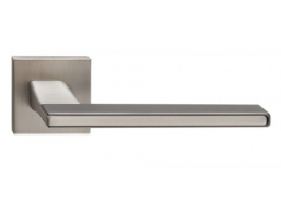 Vidaus apdailos prekės. Durys, jų dalys. Durų furnitūra. Rankenos. Rankena Tao matinis/tamsintas nikelis 