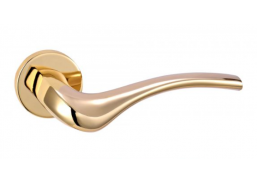 Vidaus apdailos prekės. Durys, jų dalys. Durų furnitūra. Rankenos. Rankena Tobacco Peck blizgus auksas 