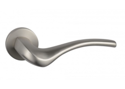 Vidaus apdailos prekės. Durys, jų dalys. Durų furnitūra. Rankenos. Rankena Tobacco Peck matinis nikelis 