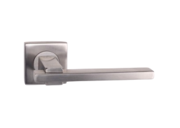 Vidaus apdailos prekės. Durys, jų dalys. Durų furnitūra. Rankenos. Rankena YHS-40 Inox nerūdijantis plienas