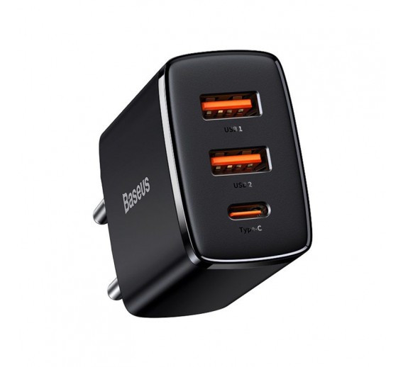 Elektros prekės. Laidai ir kabeliai. Jungiamieji HDMI ir USB kabeliai. Sieninis įkroviklis 30W juodas 2xUSB+USB-C 
