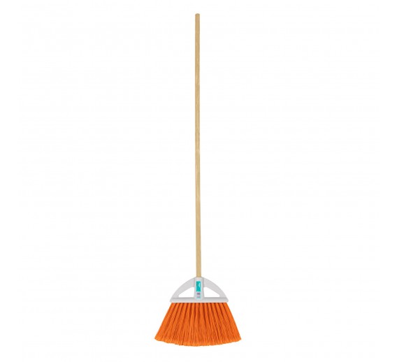 Namų apyvokos prekės. Šepečiai, šluotos, semtuvėliai. Šluota su 27 cm PVC šeriais ir medinė rankena 120 cm Klintek 