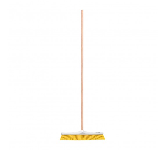 Namų apyvokos prekės. Šepečiai, šluotos, semtuvėliai. Valymo šepetys 56 cm su medine rankena 120 cm Klintek 
